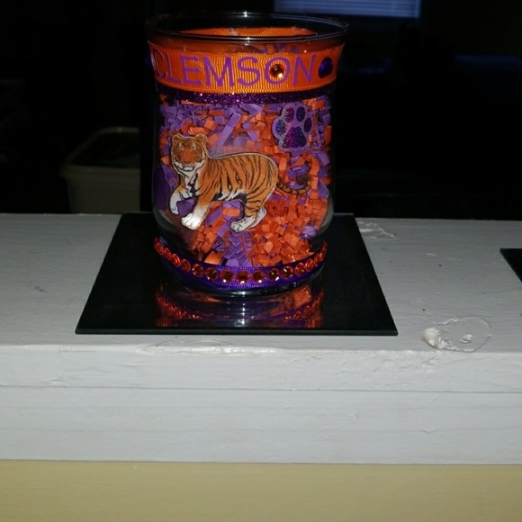 Handmade glass candle holder - Picture 3 of 4